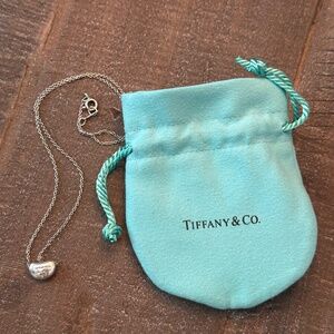 Tiffany & Co. Elsa Peretti Medium Bean Necklace